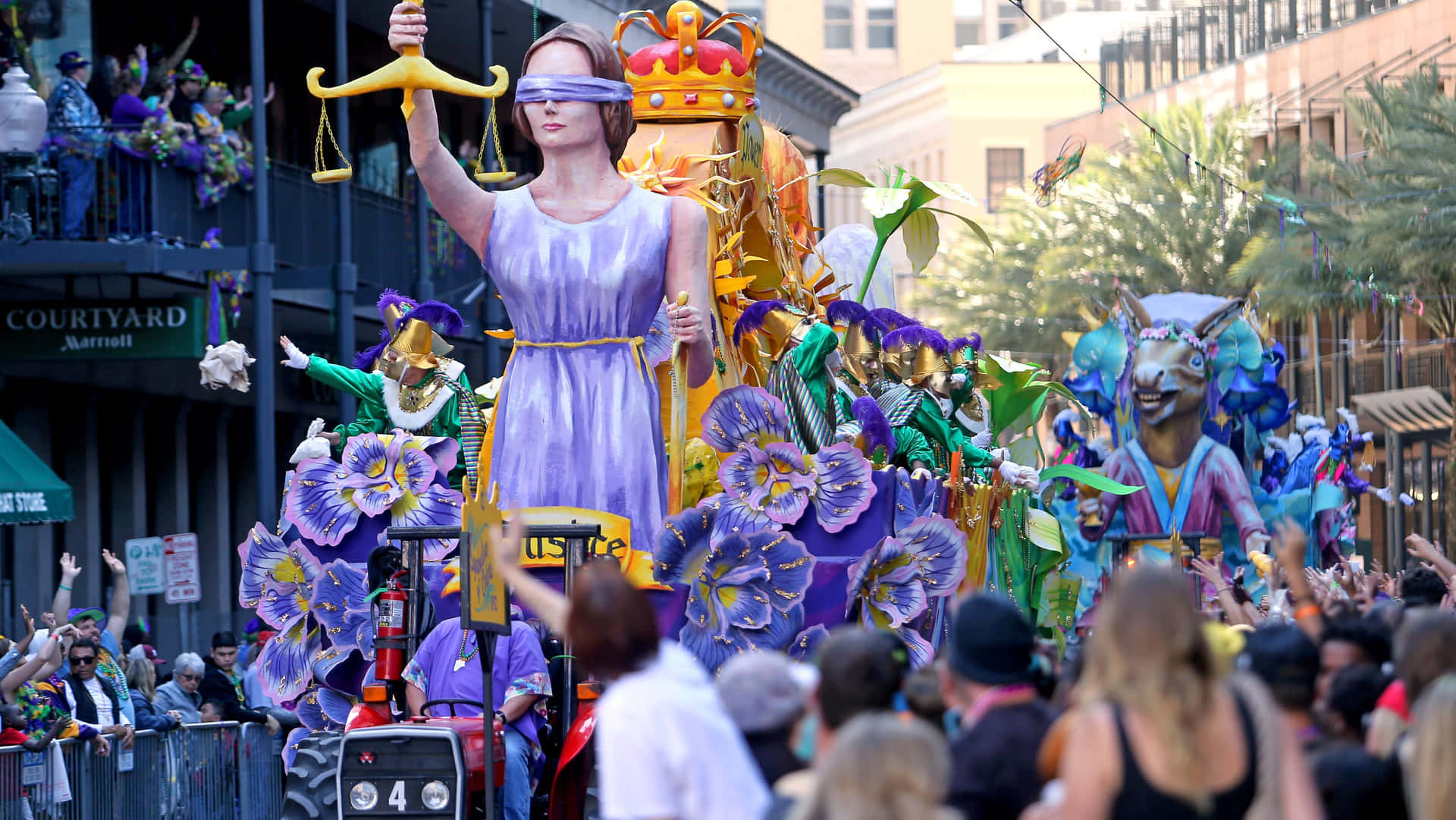 Attfira Mardi Gras På Gatorna I New Orleans