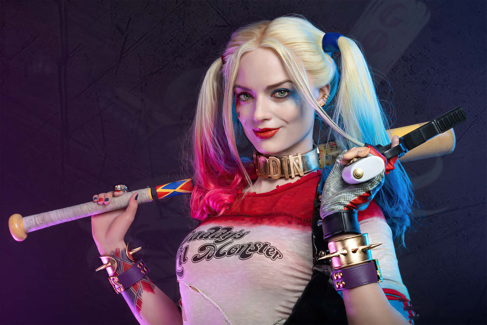 Apasionadafanática De Cómics Margot Robbie Posa En Su Vestuario De Harley Quinn. Fondo de pantalla