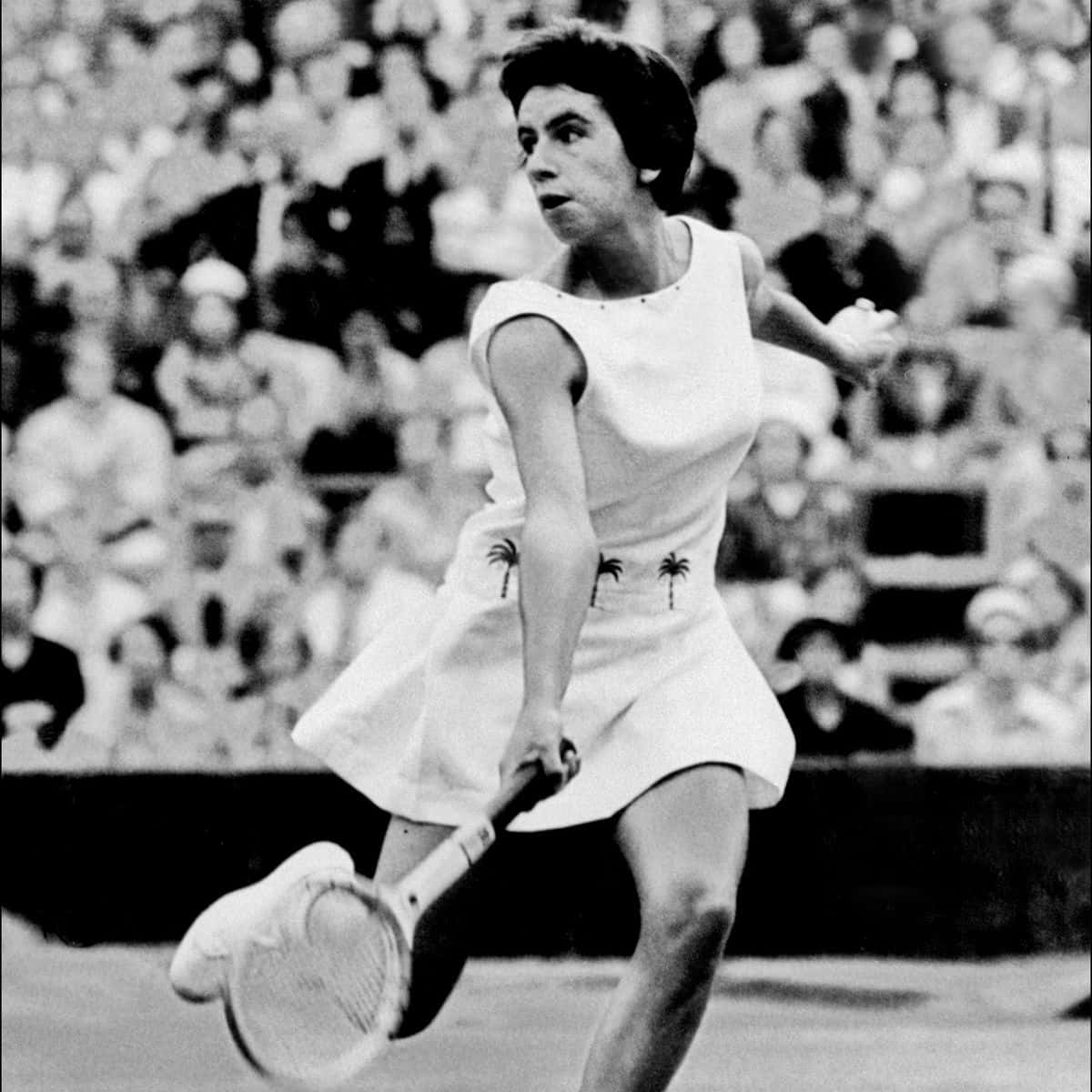 Maria Bueno In Dress-like Sports Attire Wallpaper