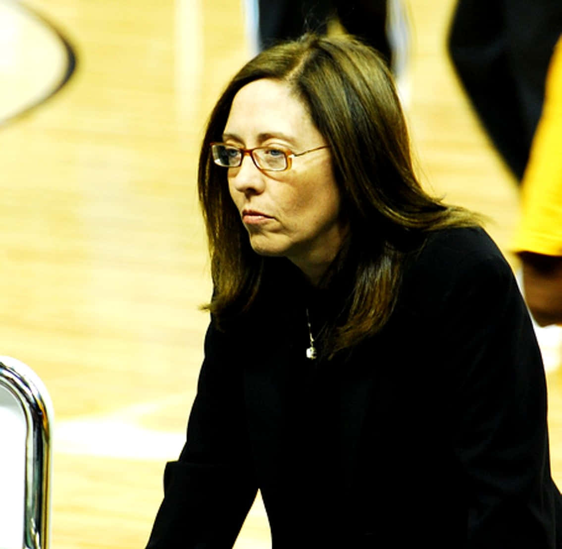 Maria Cantwell Serious Wallpaper