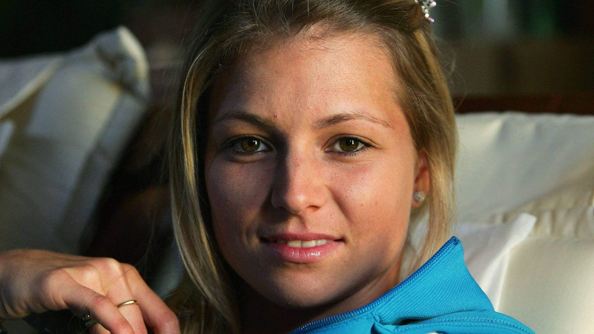 Maria Kirilenko - Tennis Star in close-up Wallpaper