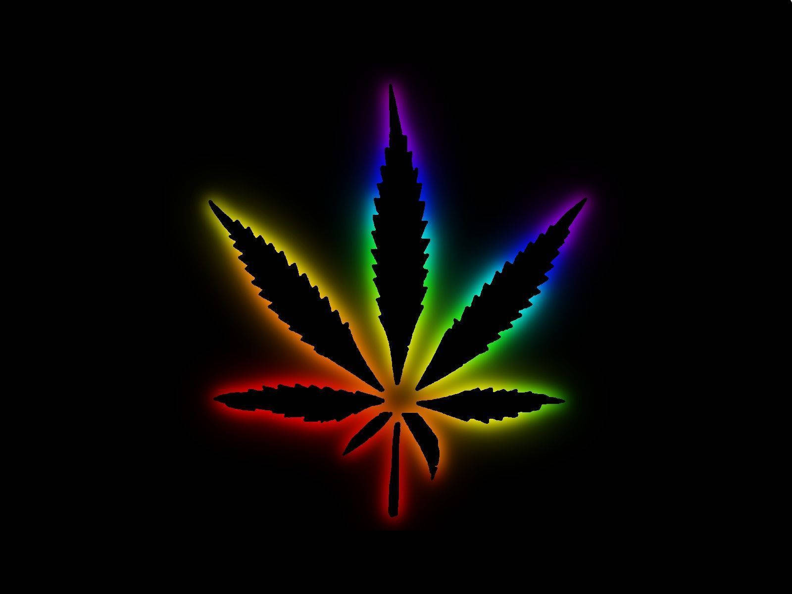 Marijuana Glowing Reggae Leaf Wallpaper