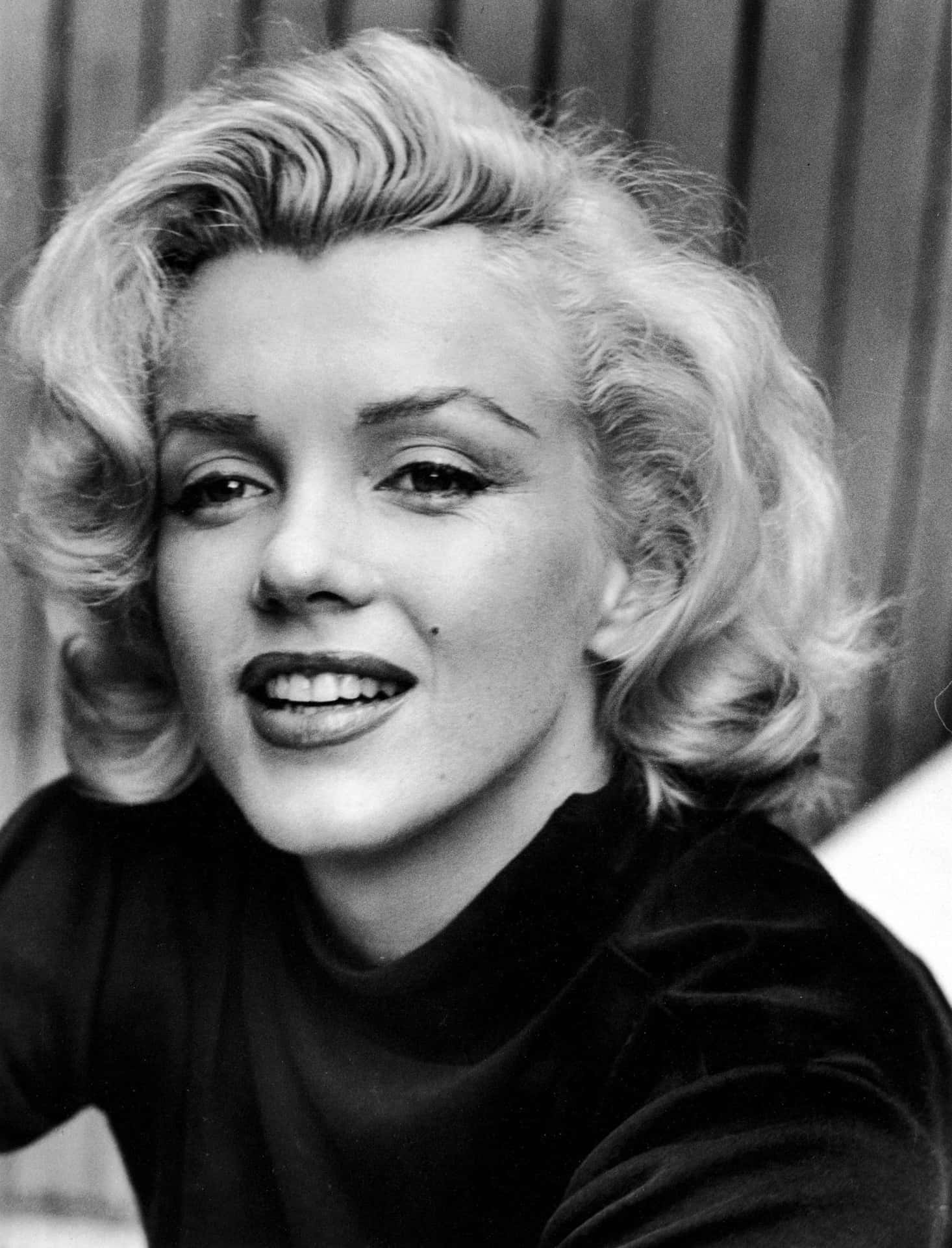 Dieikonische Hollywood-schauspielerin Marilyn Monroe Während Der Höhe Ihrer Karriere.