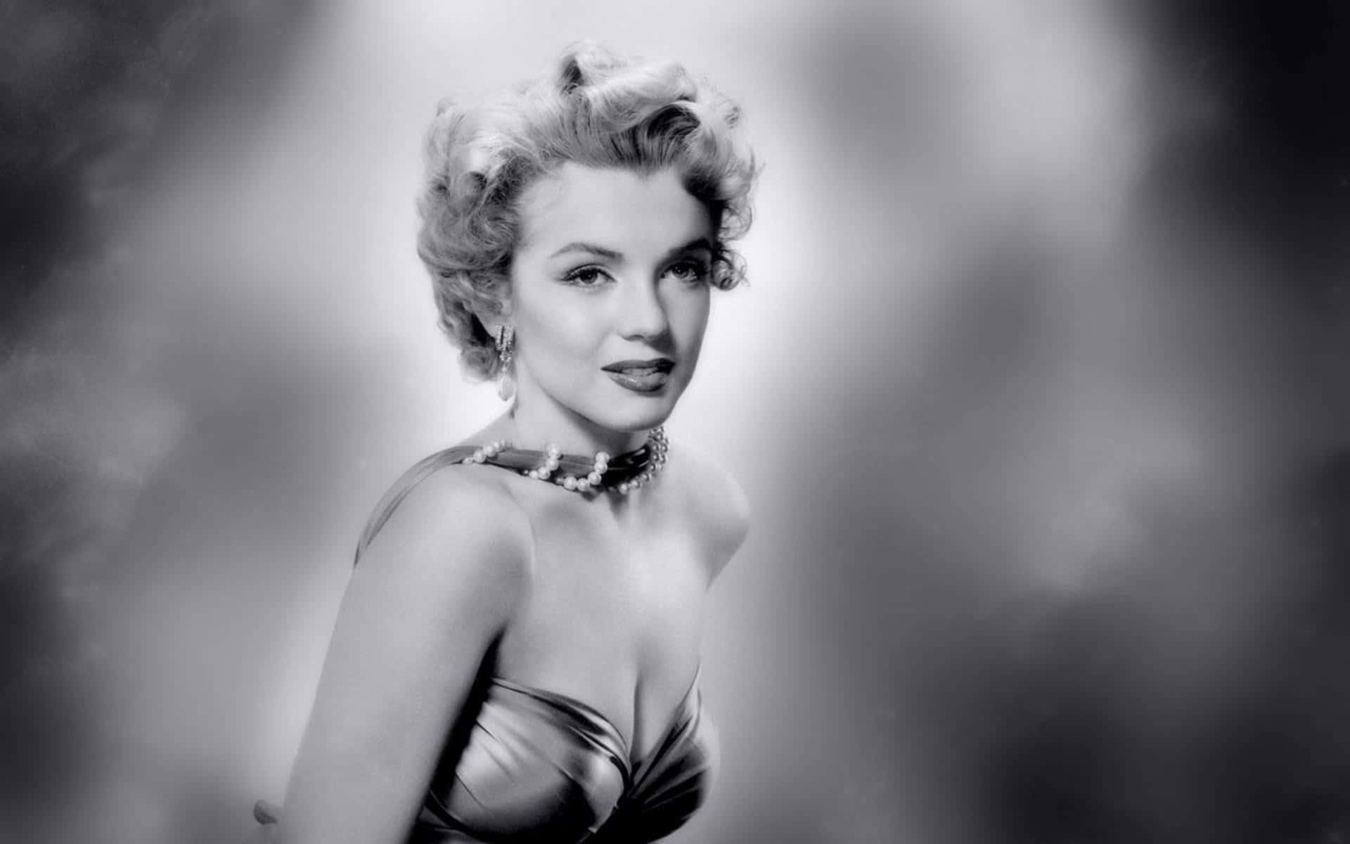 Iconic beauty, Marilyn Monroe.