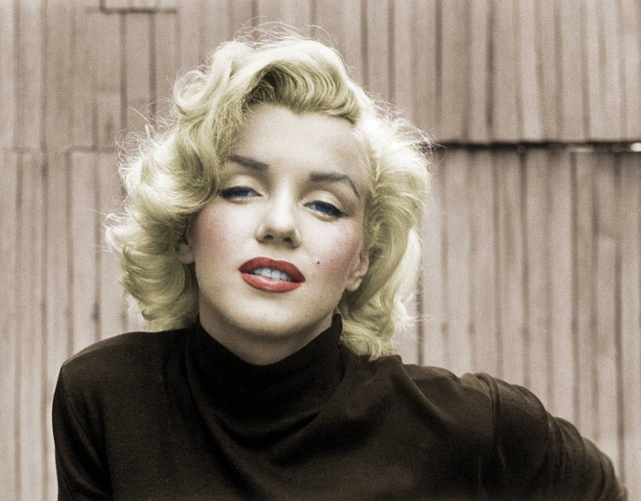 Marilyn Monroe Turtleneck Shirt HD Wallpaper