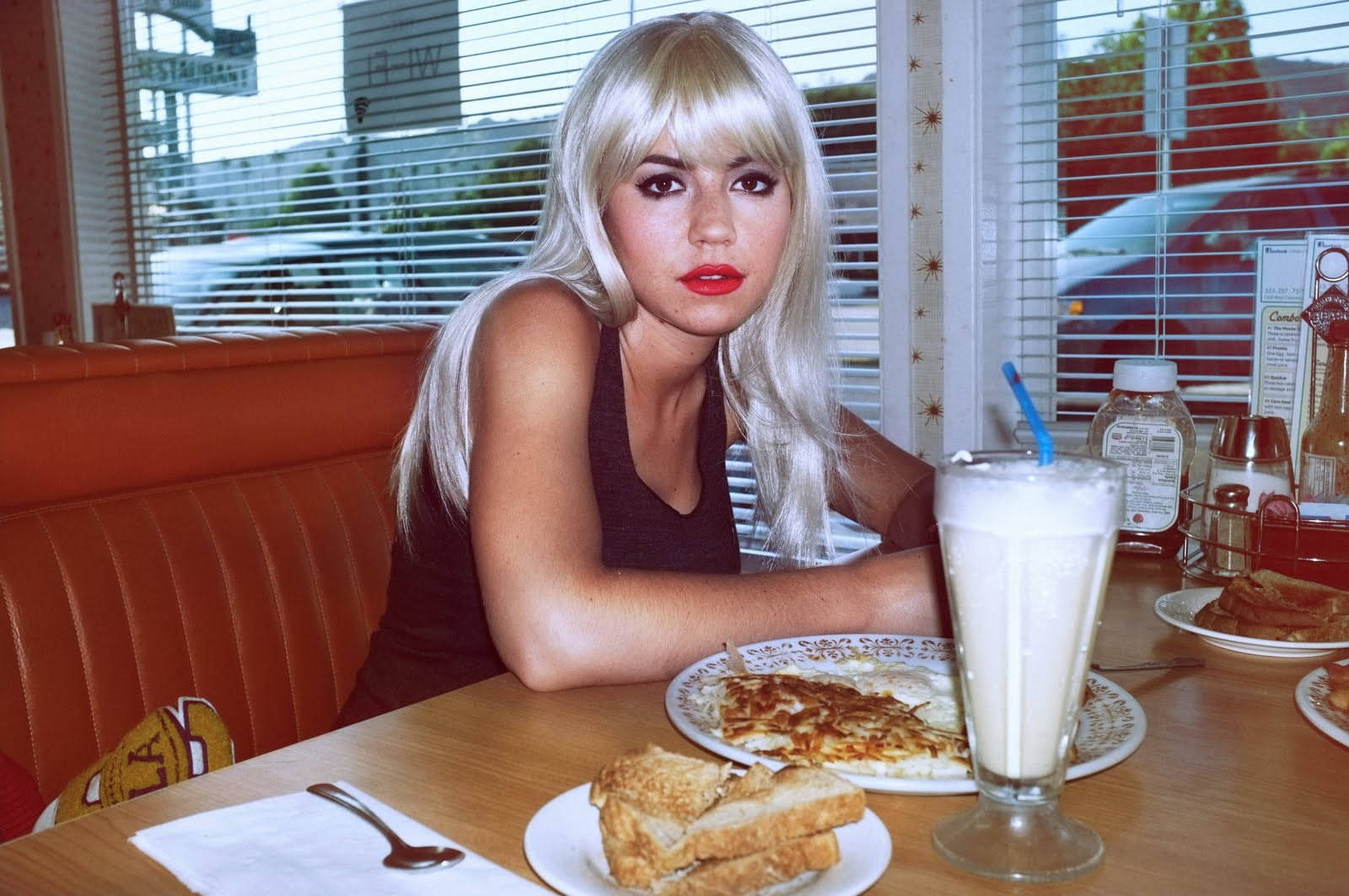 Marina And The Diamonds Diner Background