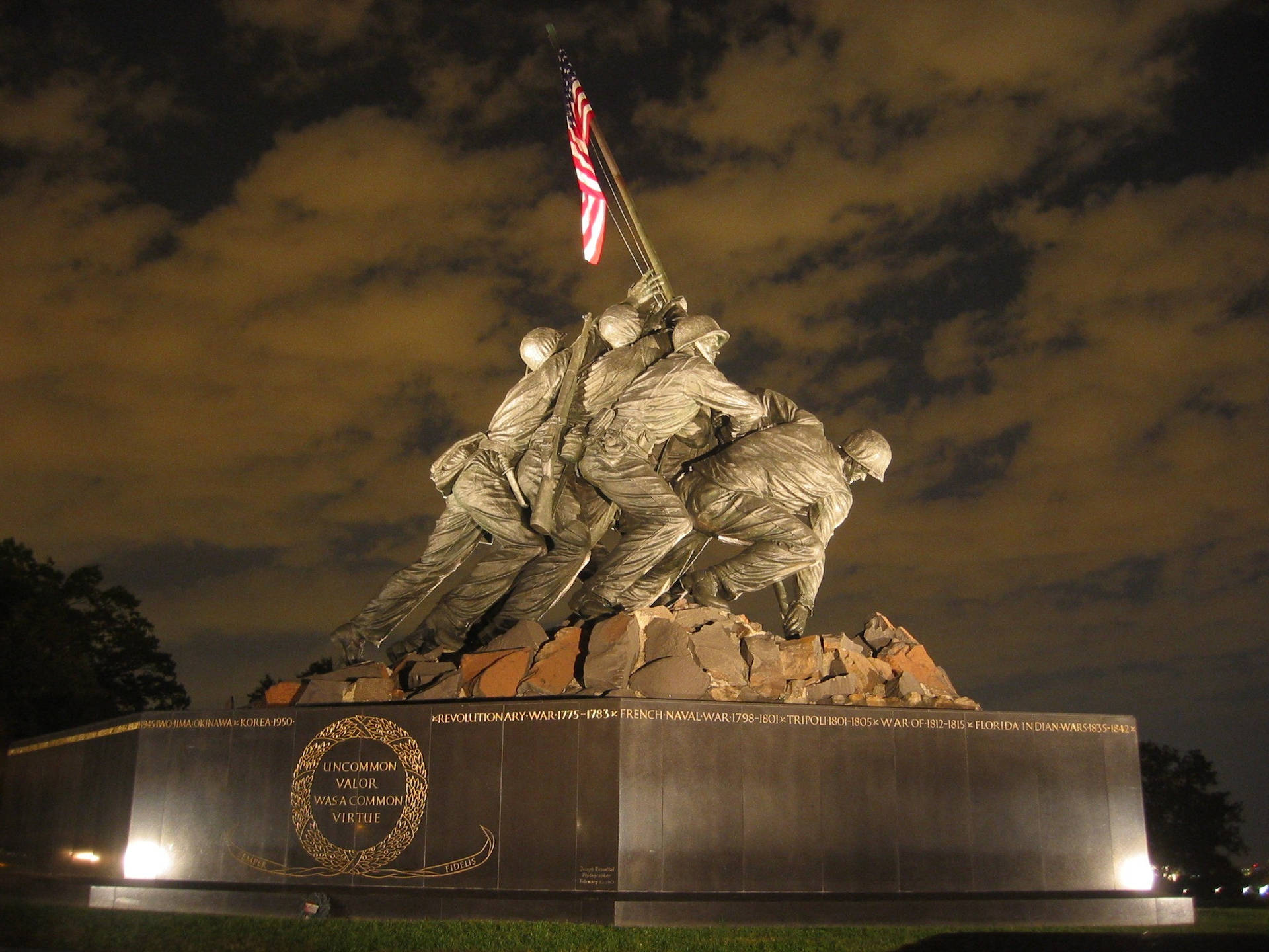 Marine Corps Monument Close-Up Wallpaper