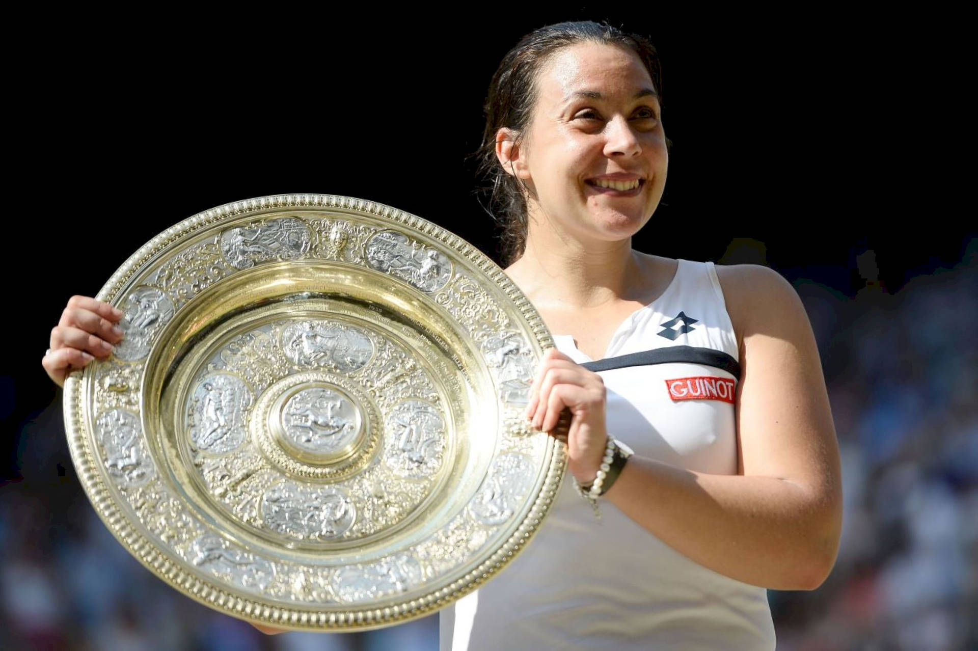 Marion Bartoli Happily Showing Trophy Wallpaper