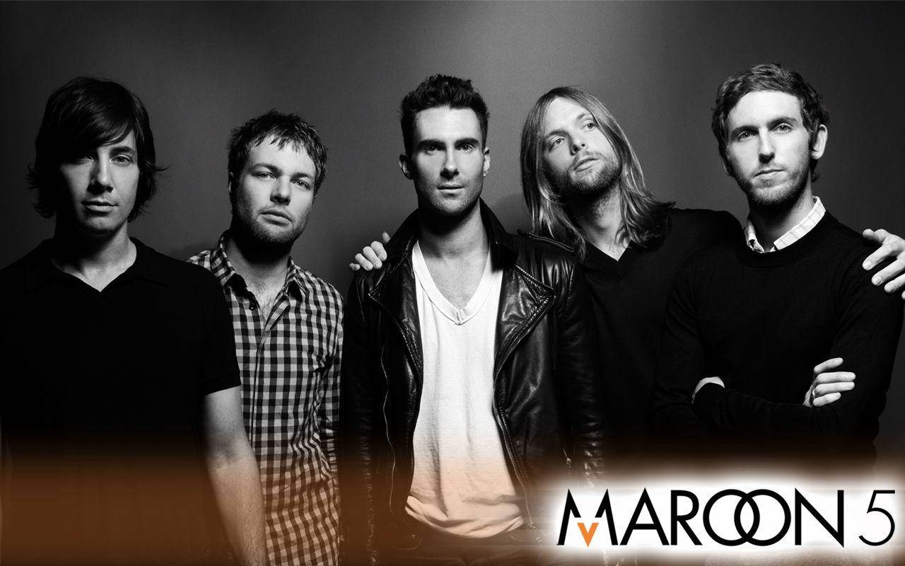 Maroon 5 Logo Monochrome Desktop Wallpaper