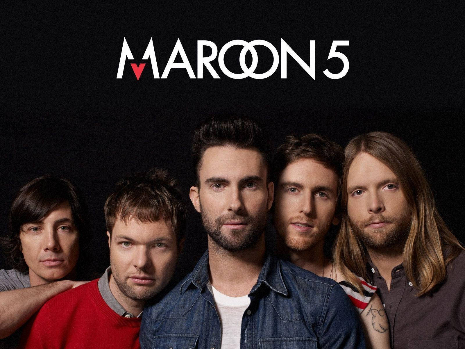 Maroon 5 Long Hår Logo tapet. Wallpaper