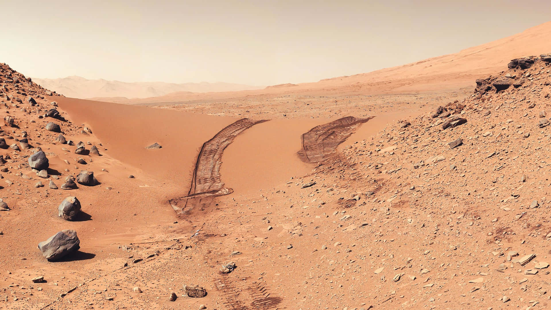 Stunning Mars Landscape at Dusk Wallpaper