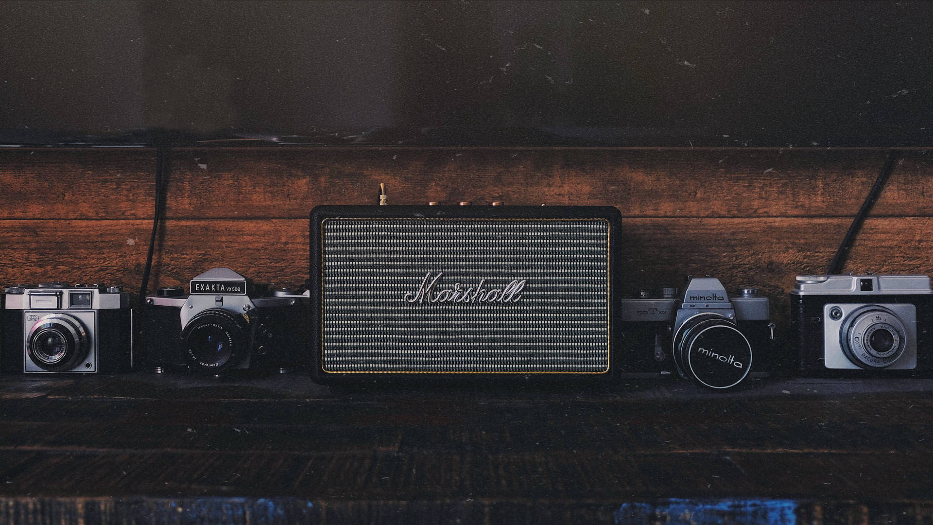 Marshall Speaker With Cameras Background