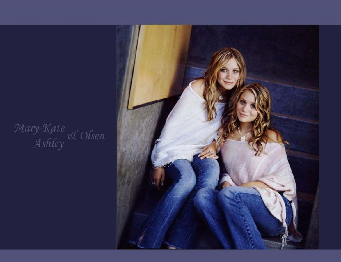 Mary Kate Olsen: A Glamorous Fashionista Wallpaper