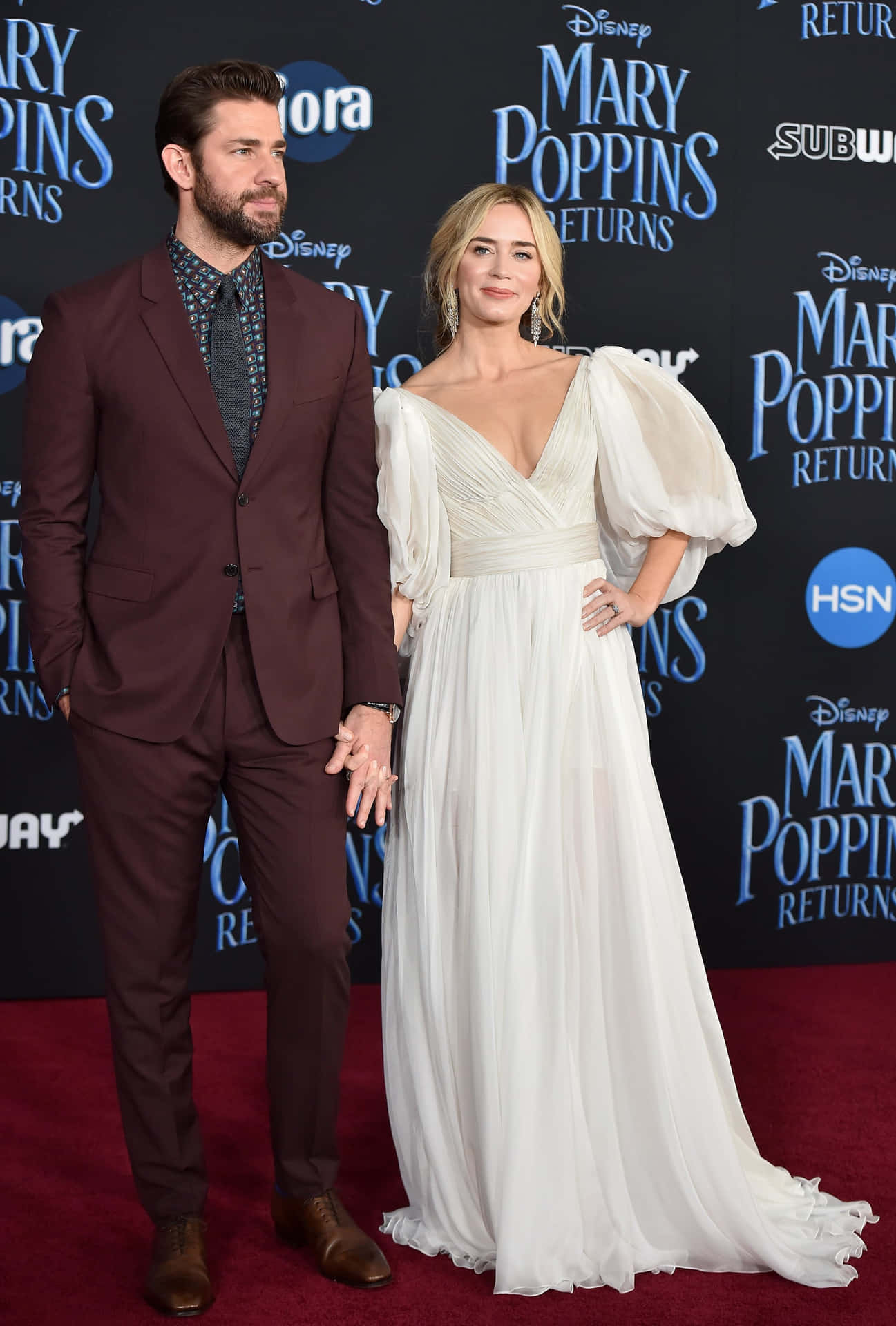 Mary Poppins Returns Premiere Couple Wallpaper