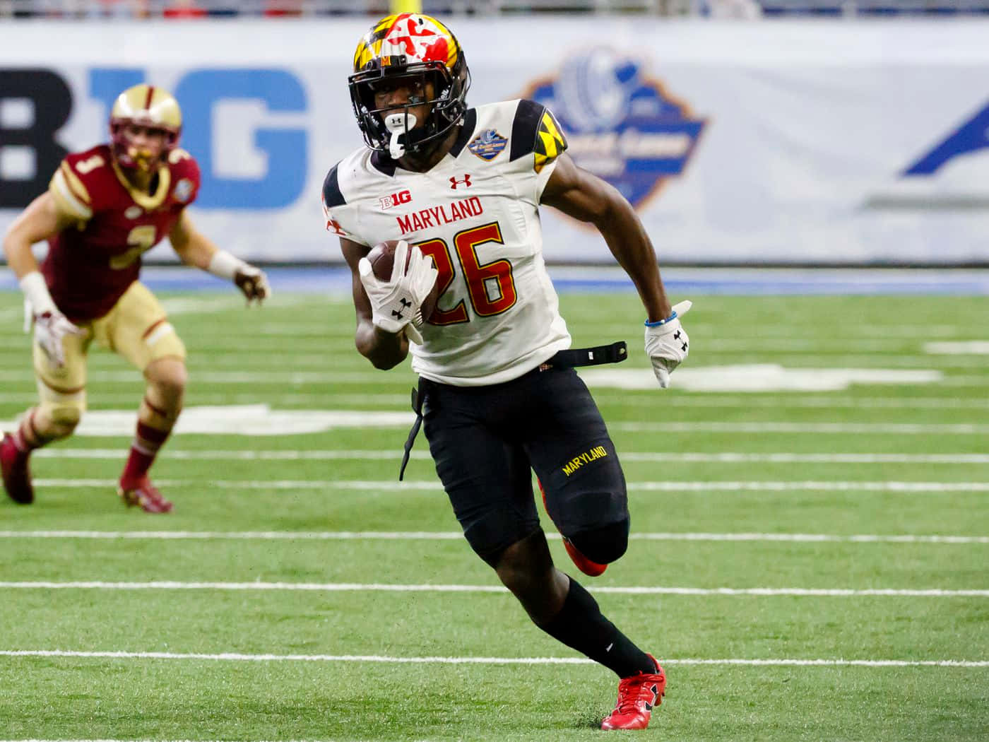 Maryland Football Player Running Action Wallpaper