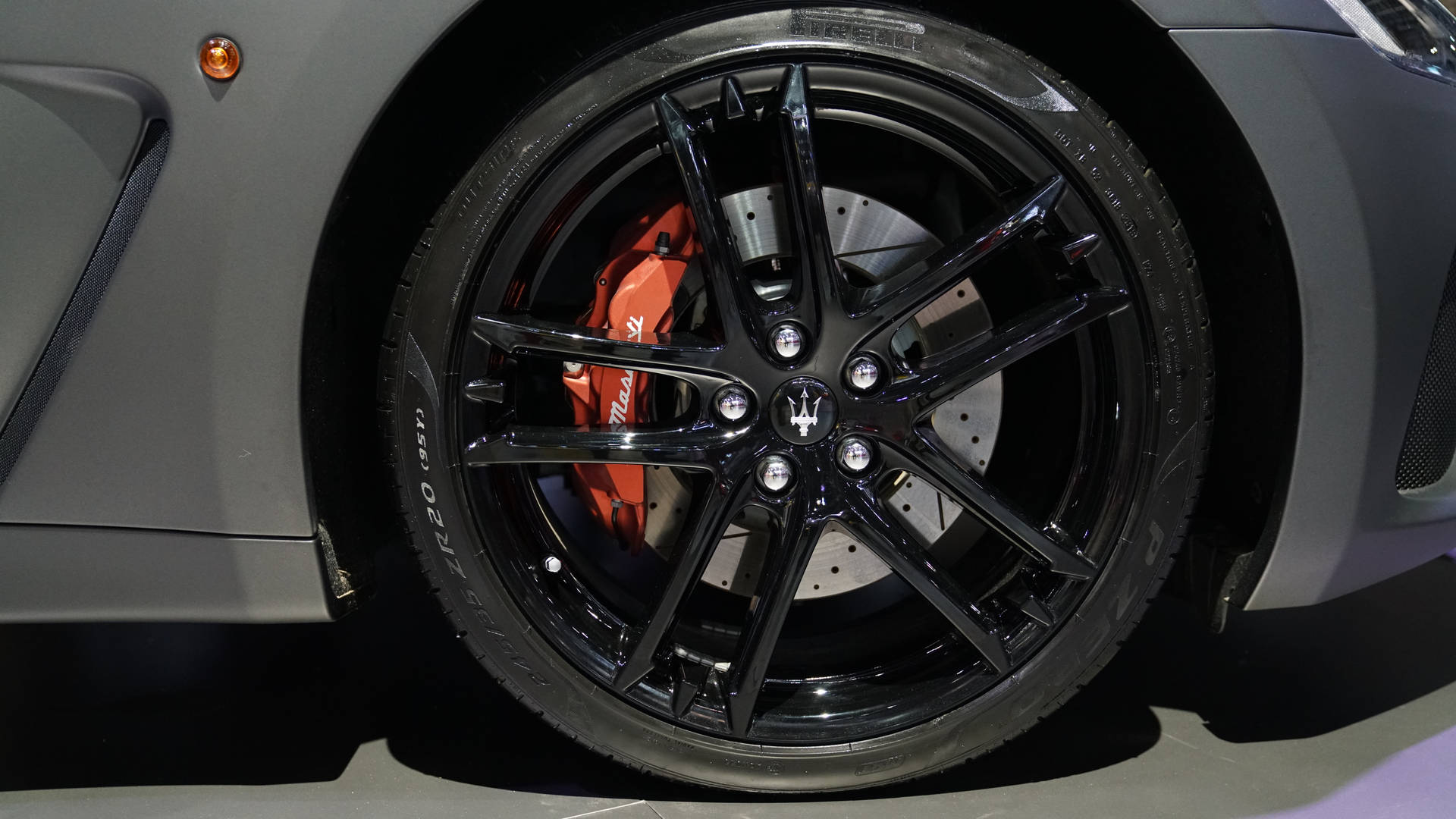 Maserati Black Tire Cover Wallpaper