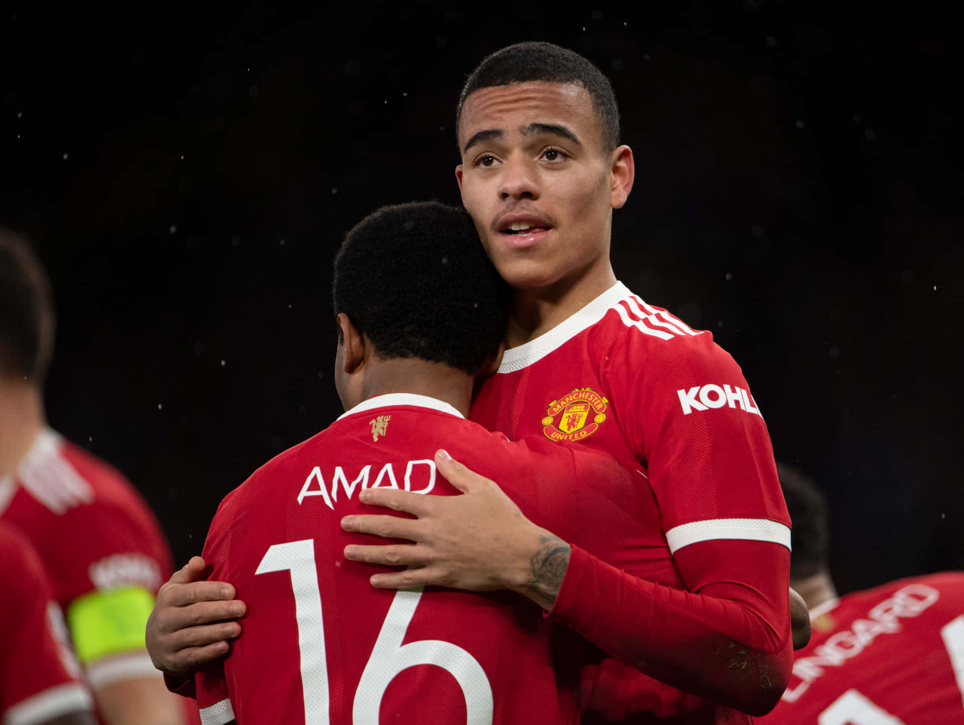 Masongreenwood In Azione Durante Una Partita Di Calcio.