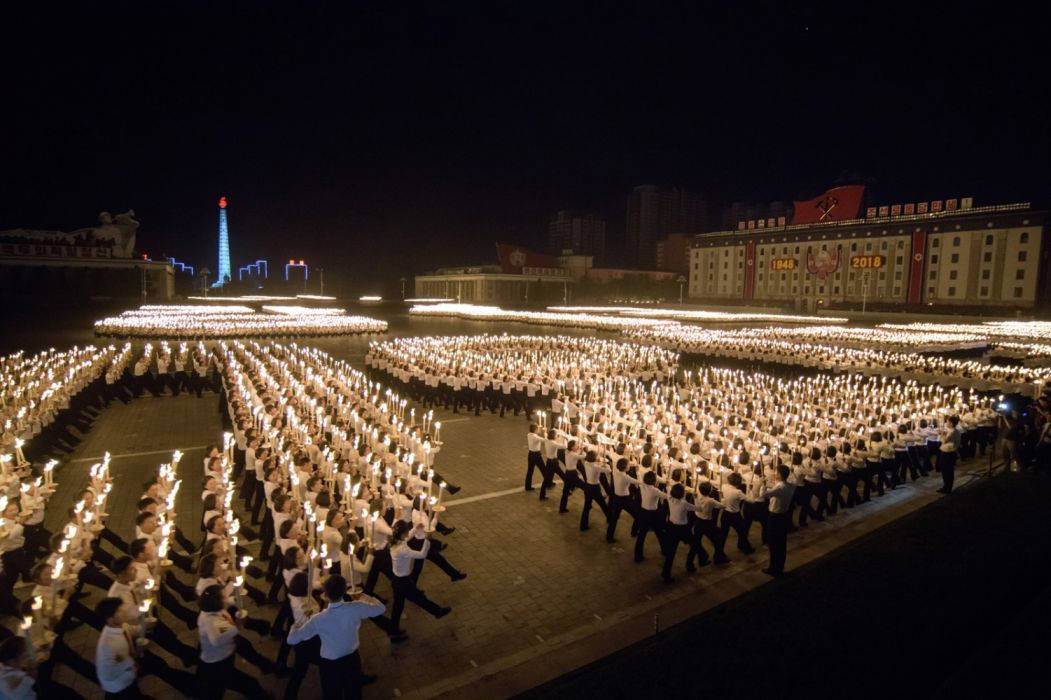 Mass Games Parade At Pyongyang Wallpaper