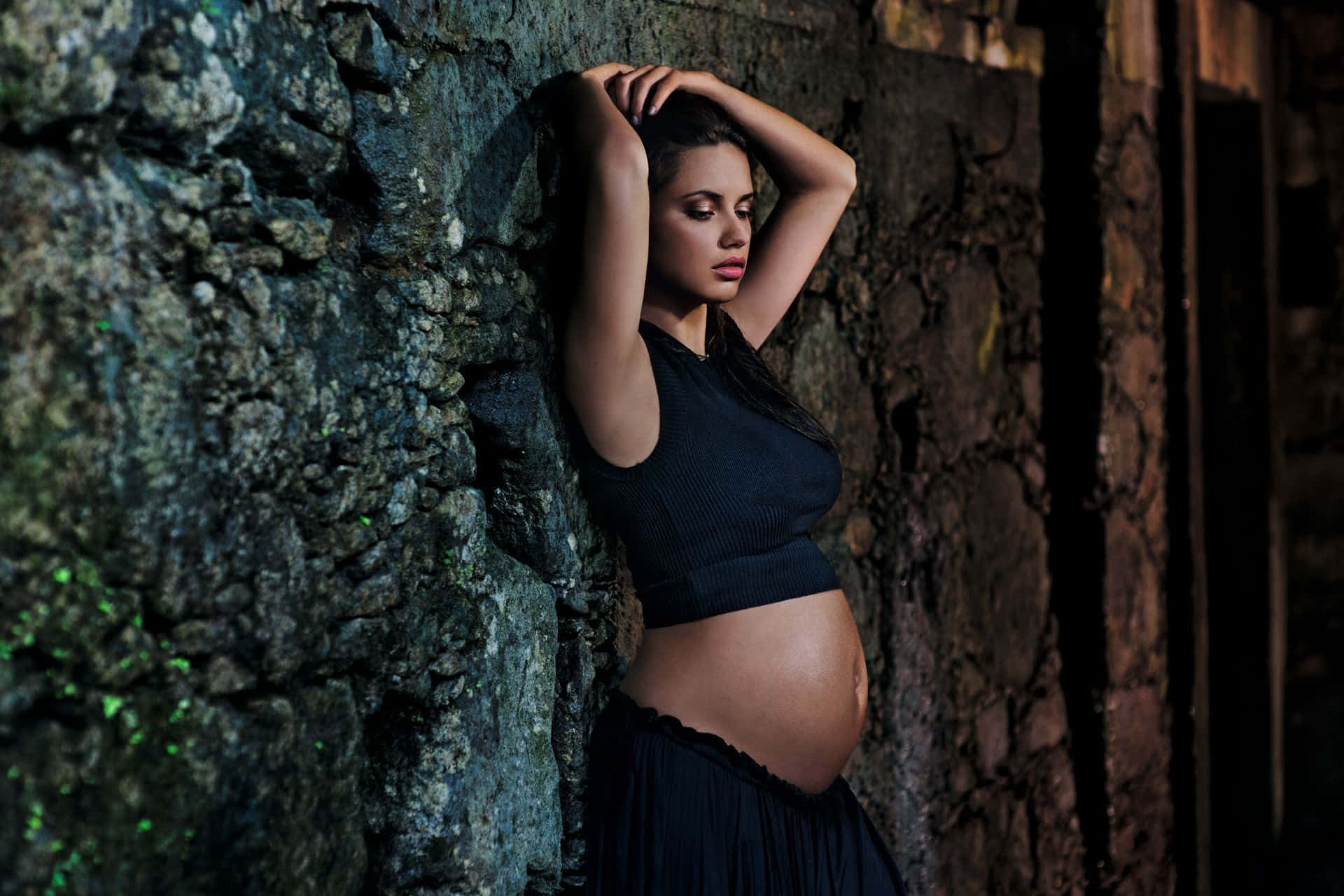Brasilianischesschauspielerin Adriana Lima Schwangerschaftsfoto