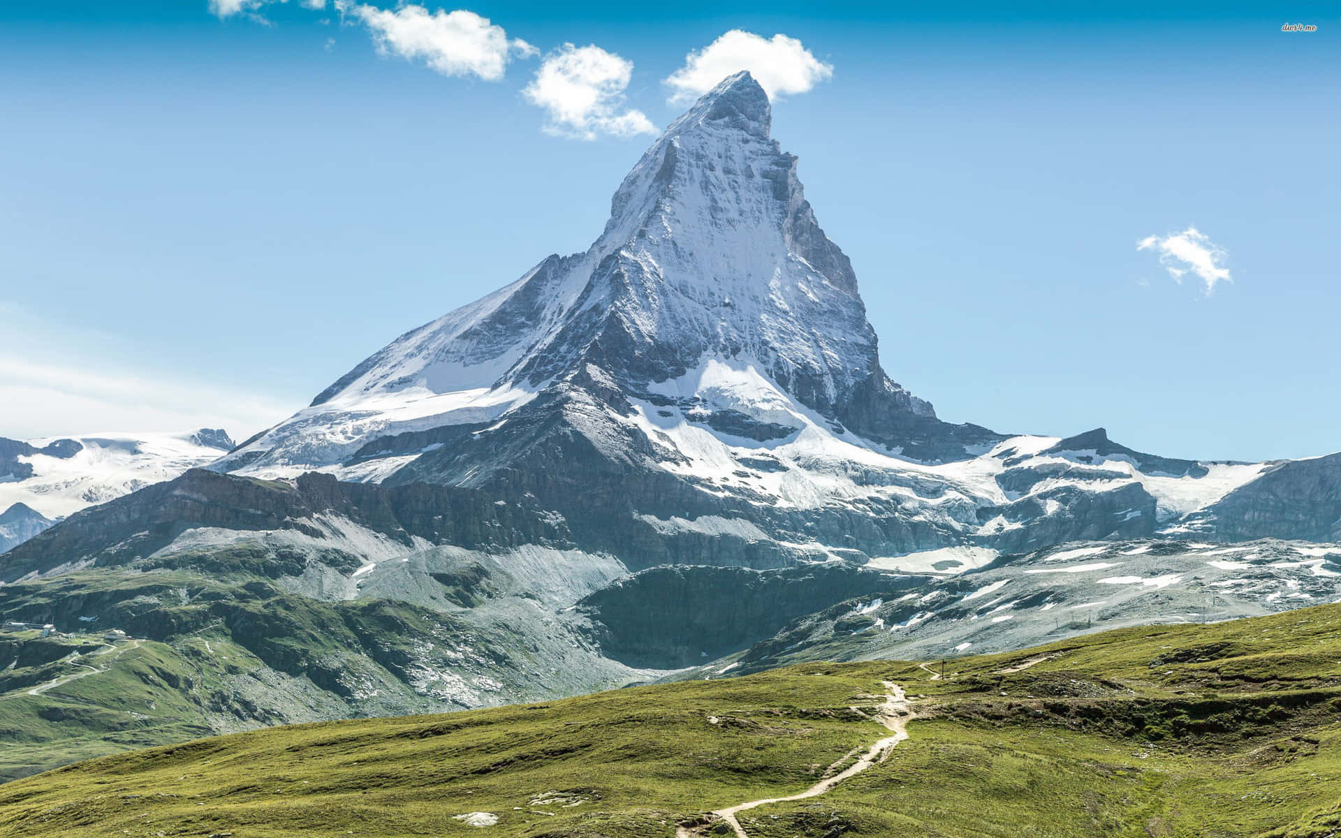 Matterhorn Grassy Trail Wallpaper