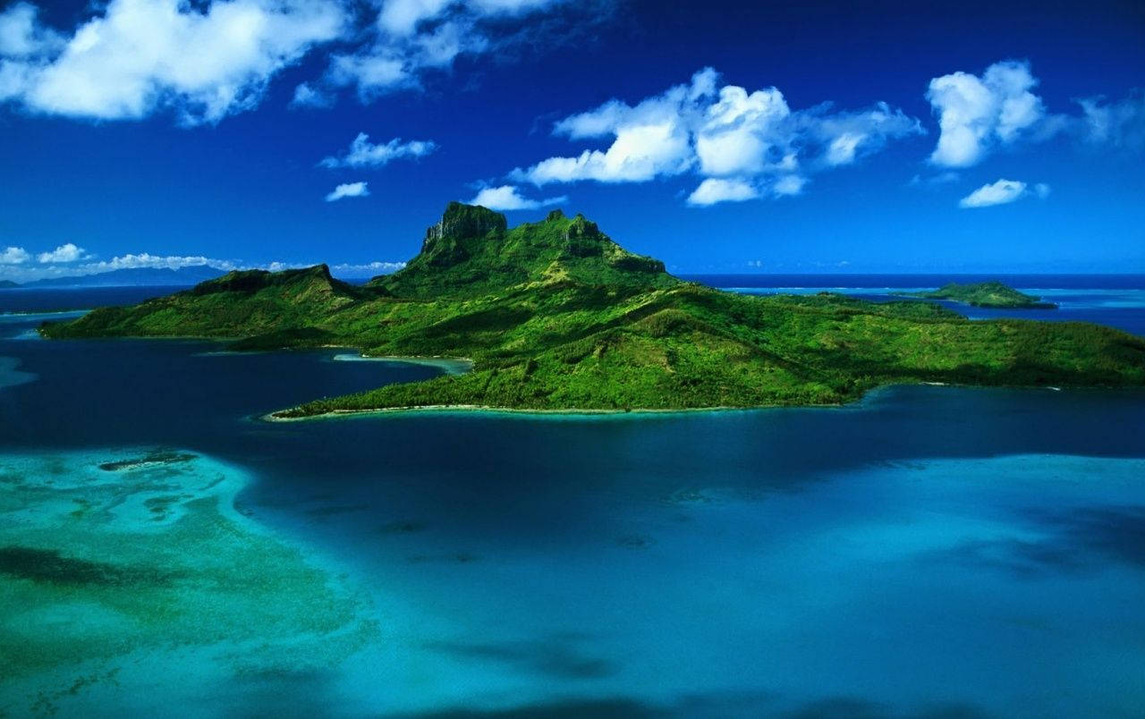 Mauritius Green Mountain Wallpaper