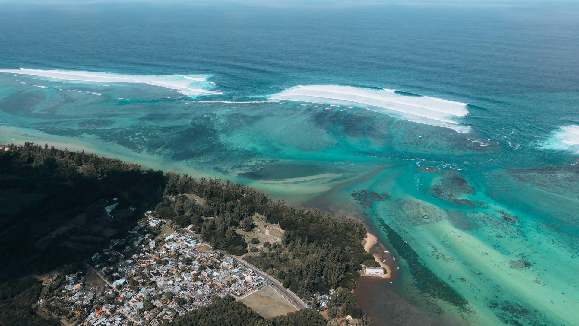 Mauritiusö Och Havet Wallpaper