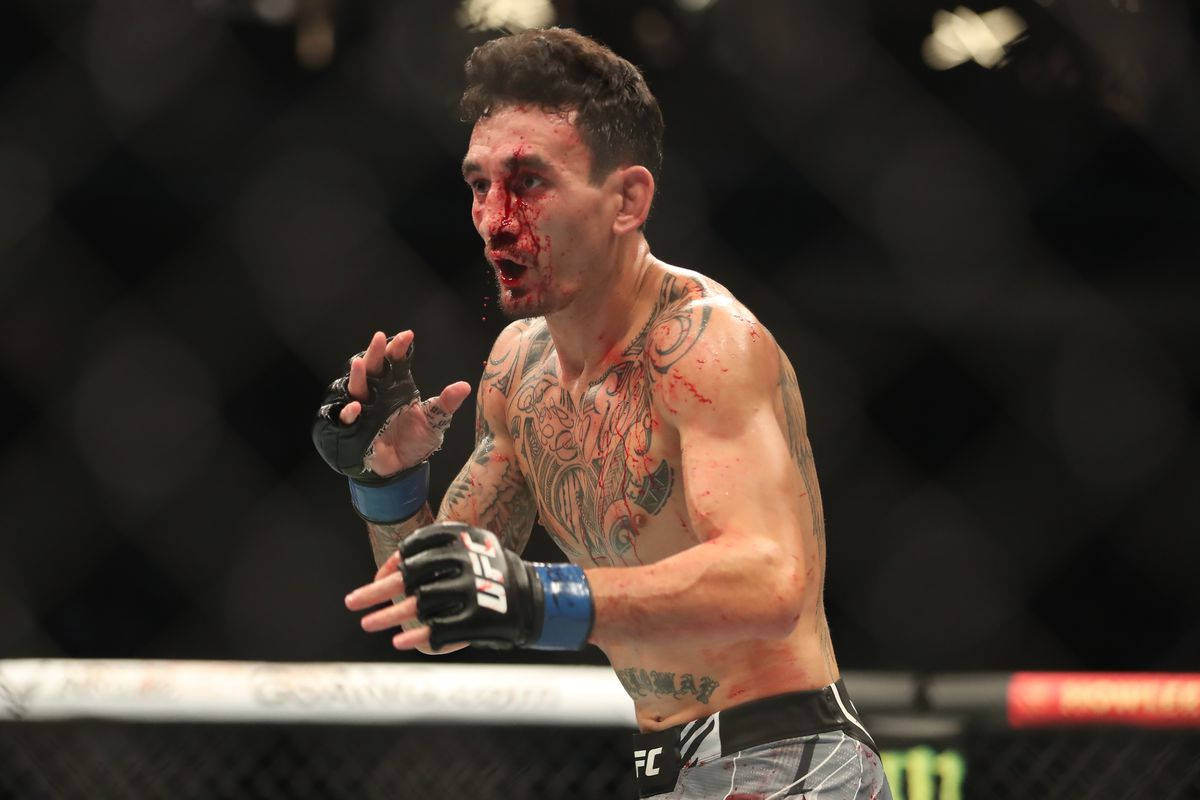 Max Holloway Fighting Bloody Face Wallpaper