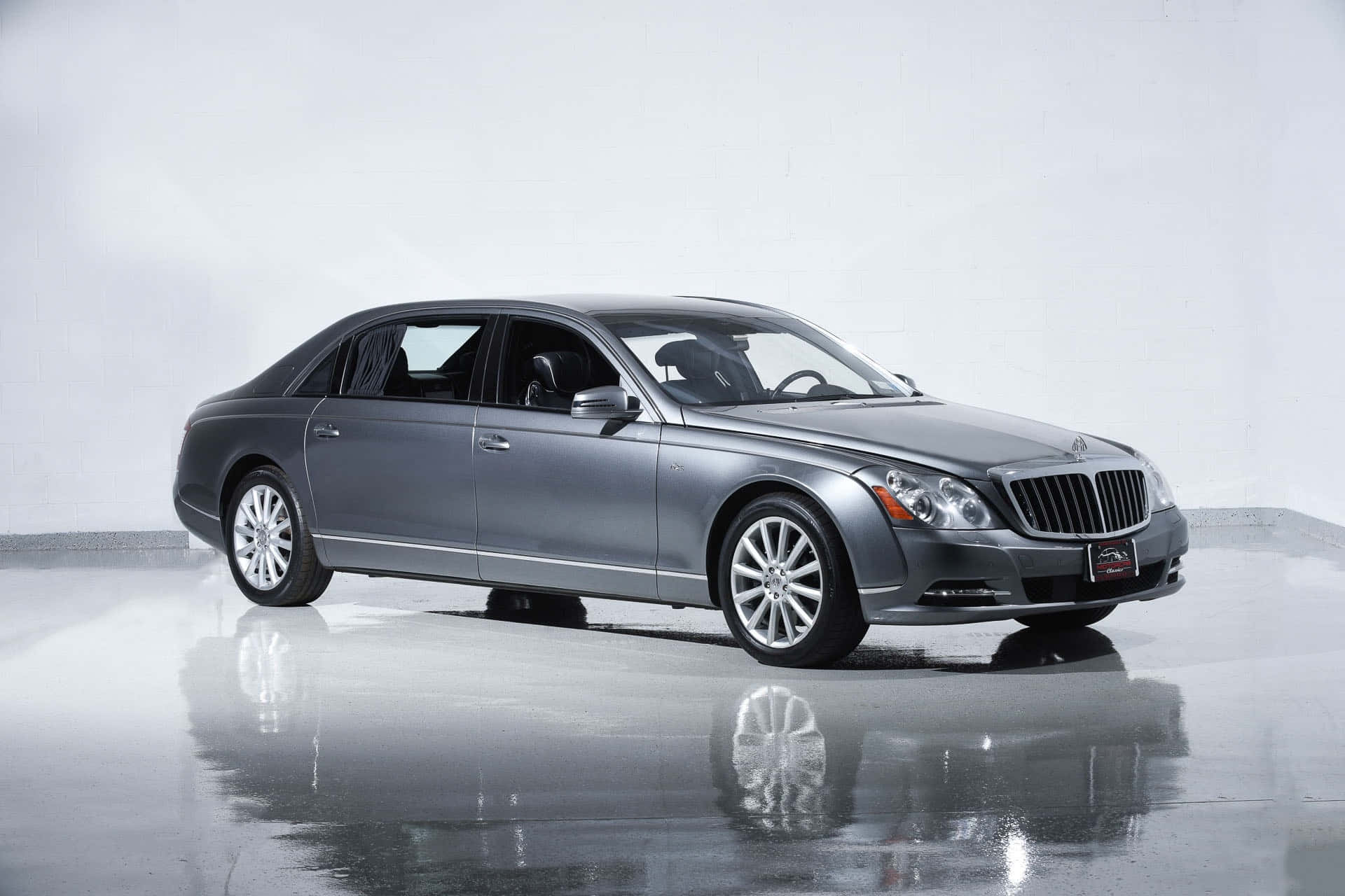 Maybach62 S Luxury Sedan Wallpaper