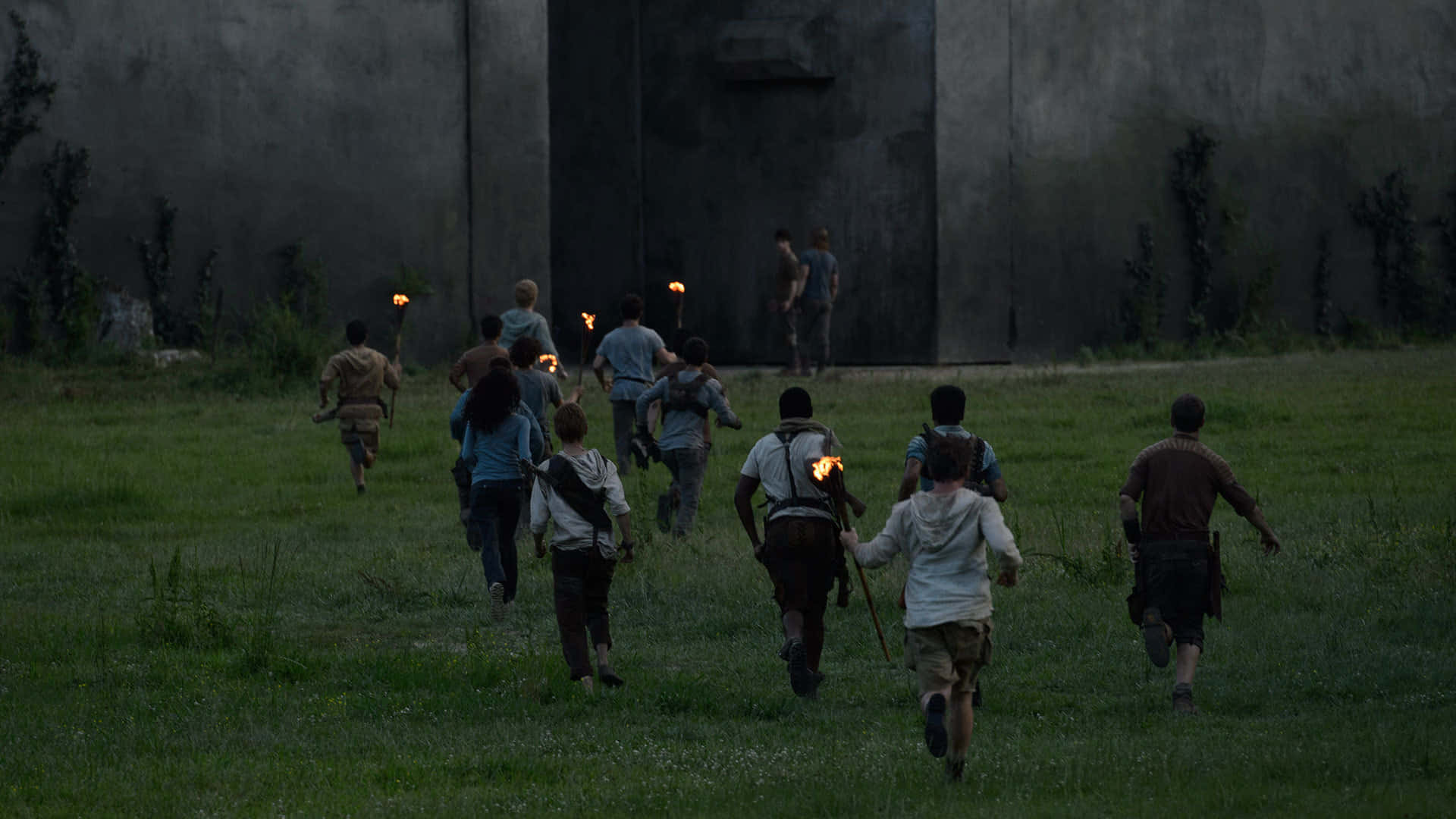 Thomas and his Maze Runner friends face the deadly labyrinth