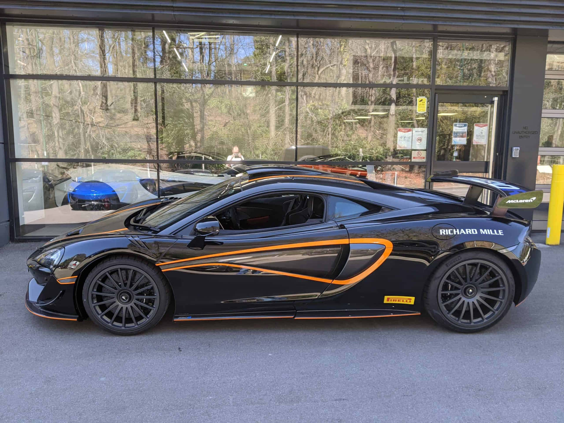 Dream Ride: McLaren 620R in Action Wallpaper