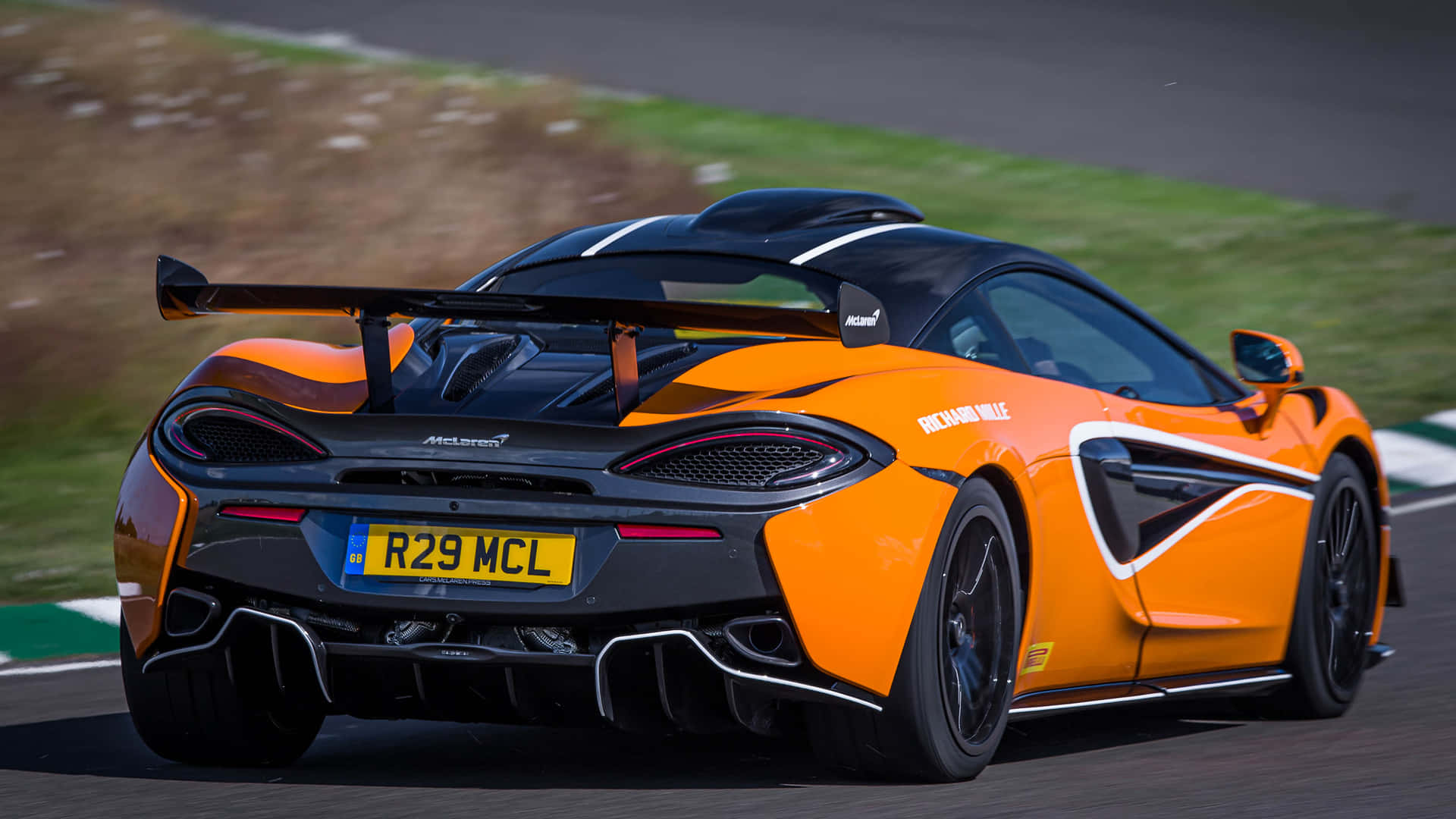 Striking McLaren 620R on Display Wallpaper