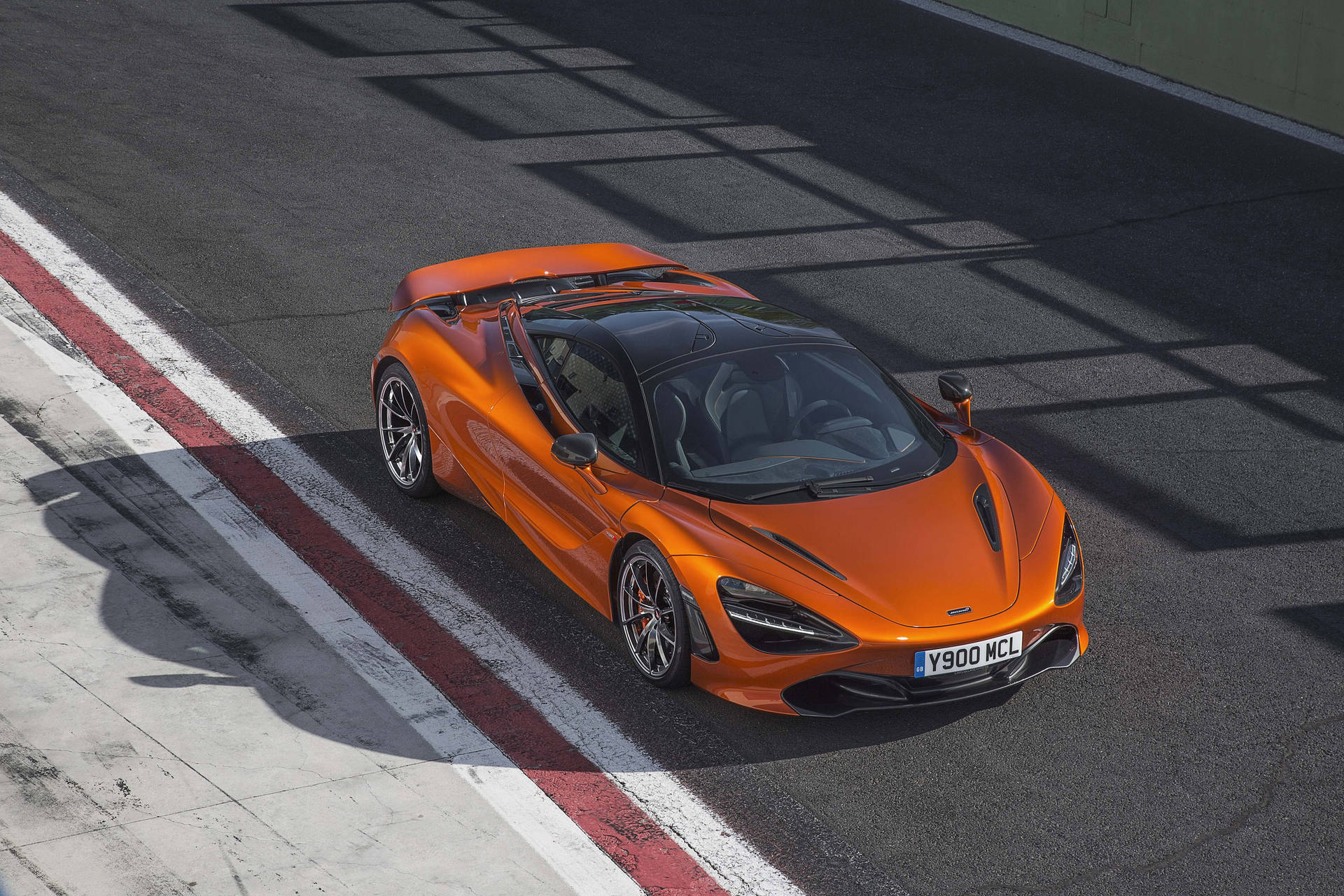 McLaren 720s Orange Dagtid Baggrundsbillede Wallpaper