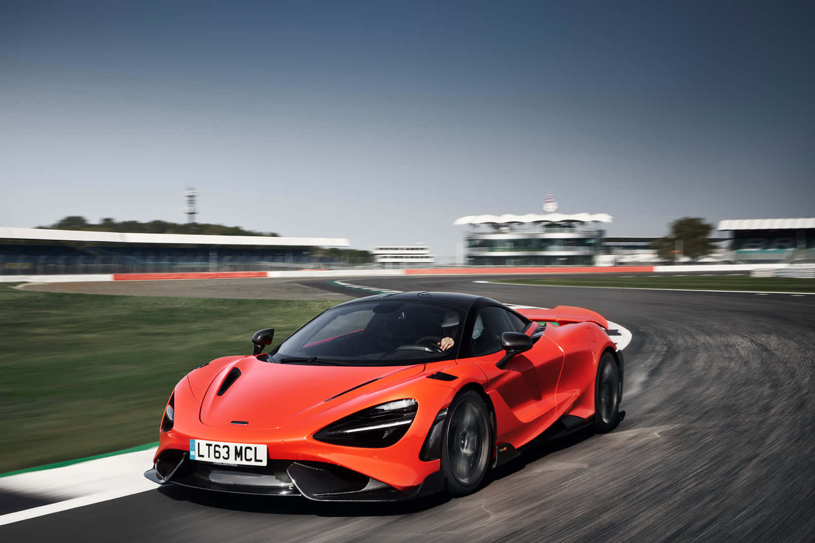 Download An impressive view of the luxurious Mclaren 765LT sports car ...