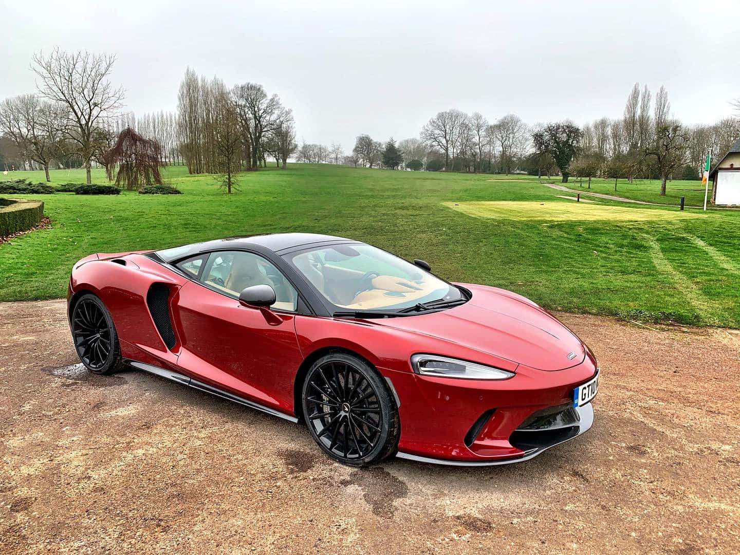 Caption: The Stunning McLaren GT Redefines Supercar Elegance Wallpaper