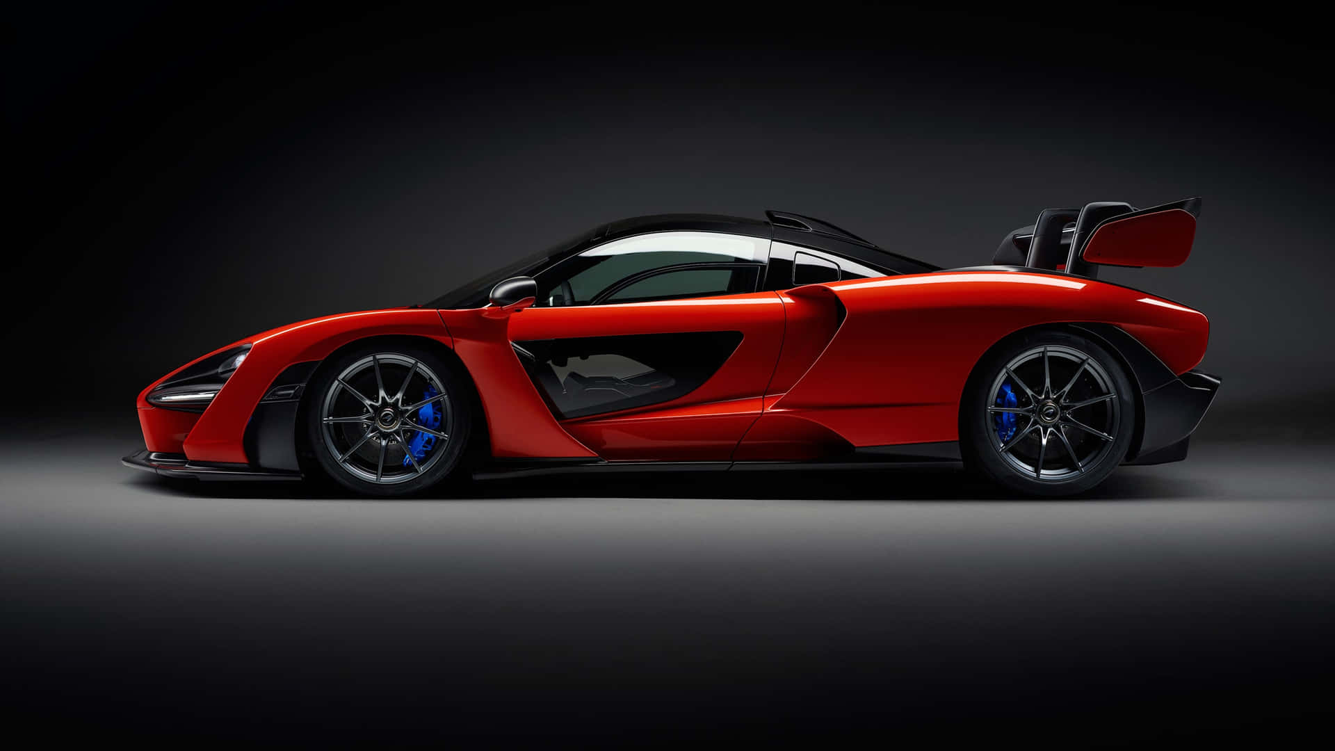 Get an Unforgettable Driving Experience With McLaren