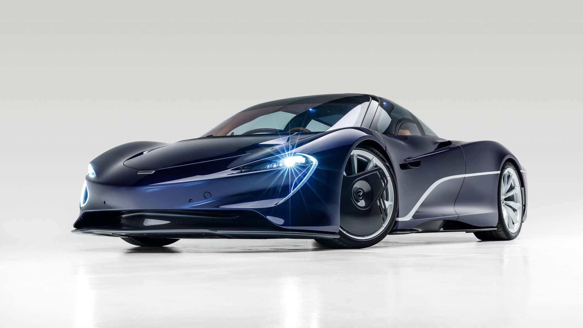 McLaren Speedtail - The Ultimate Hyper-GT Wallpaper