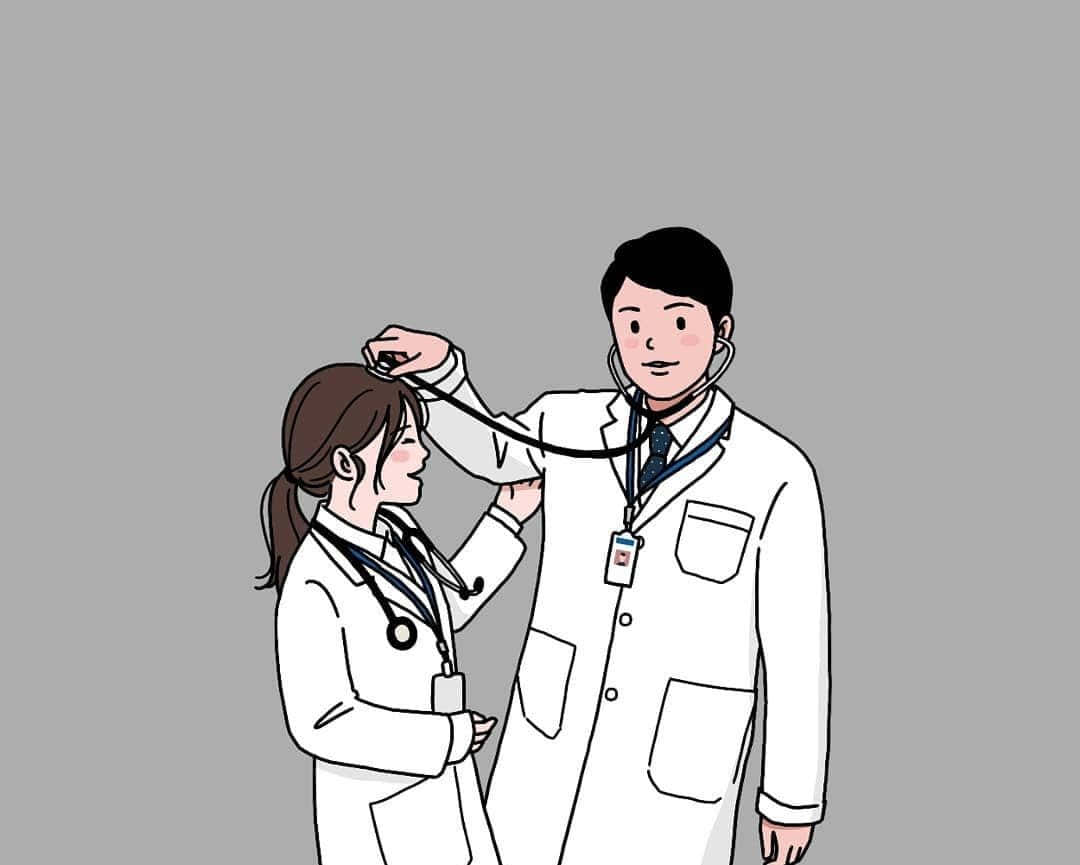 Enläkare Undersöker En Kvinna Med En Stetoskop