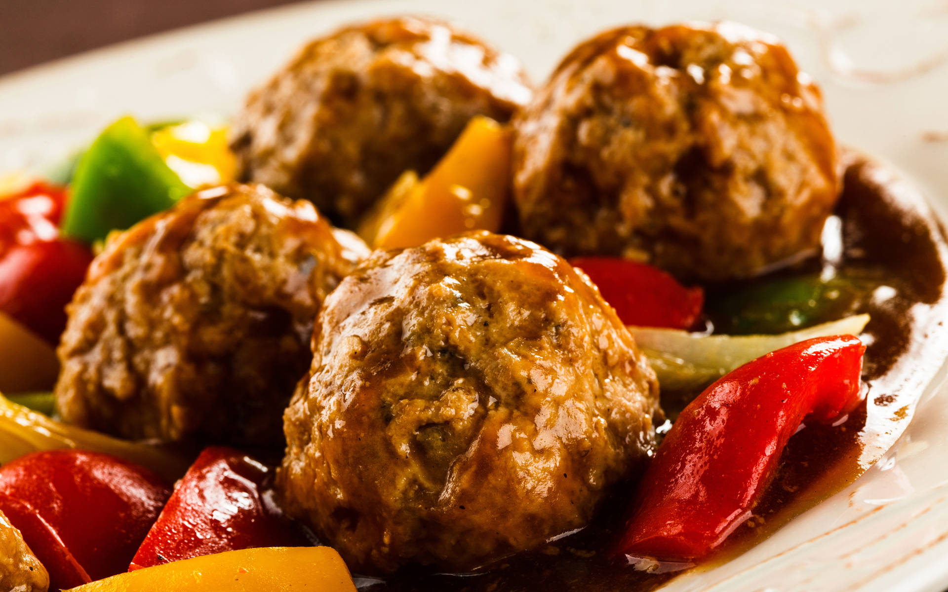Meat Balls Tomato Sauce And Bell Pepper Dish Wallpaper
