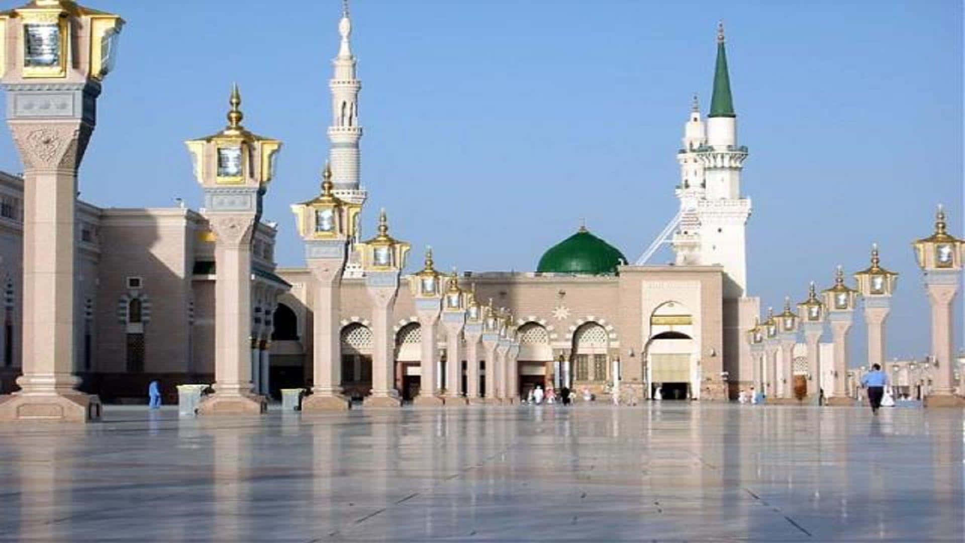 Fridfullnatt I Den Heliga Staden Medina