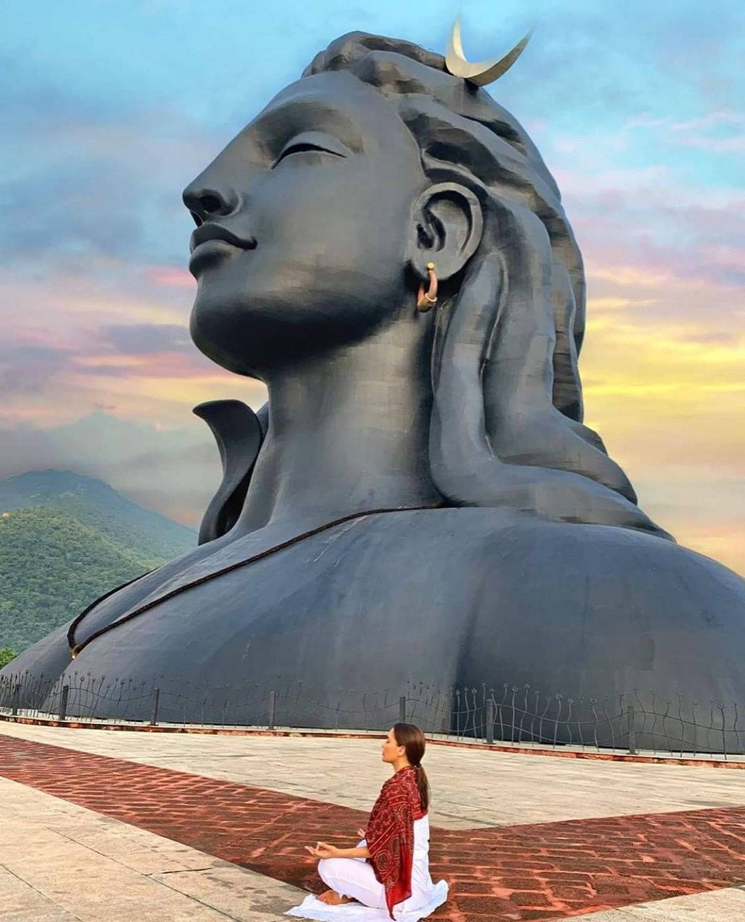 Download Meditating In Front Of Adiyogi Shiva Wallpaper 