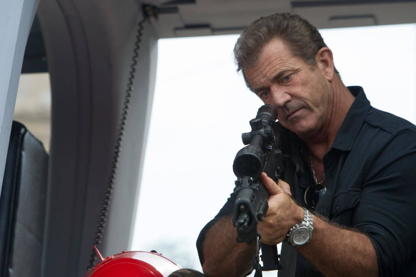 Mel Gibson As A Sniper