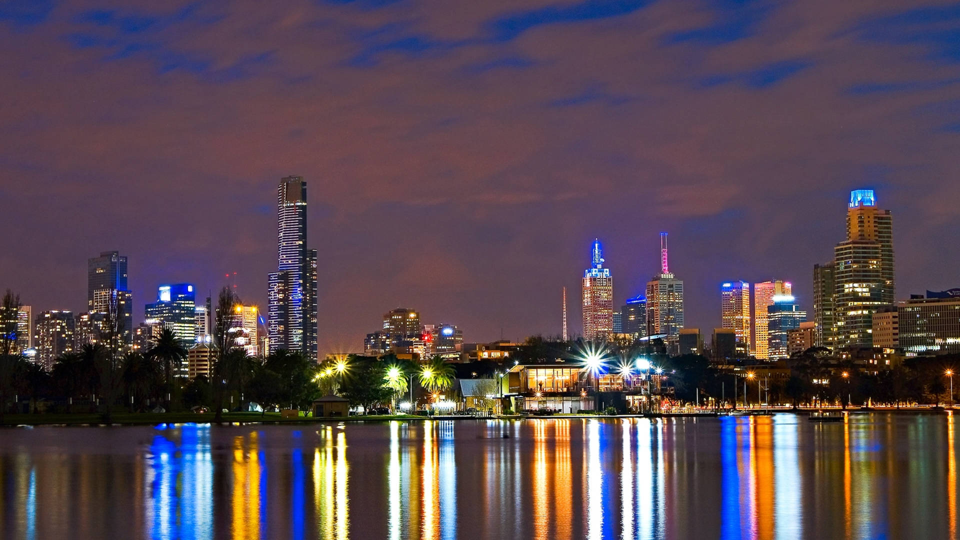 Melbourne Night Lake Wallpaper
