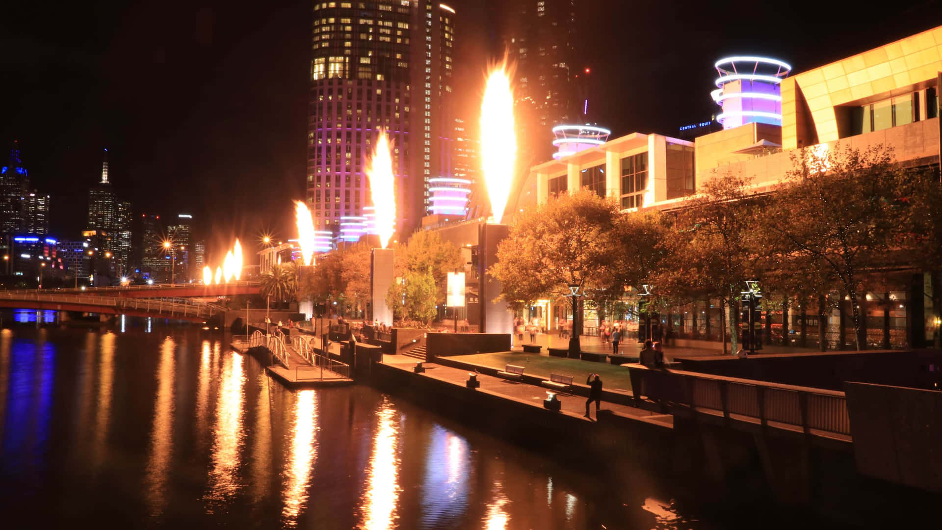 Pertunjukan Api Malam Di South Wharf Melbourne Wallpaper