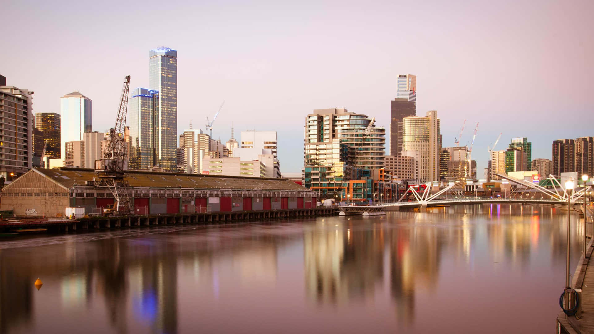 Pemandangan Senja Skyline South Wharf Melbourne Wallpaper