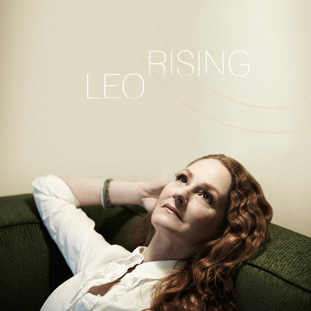 Melissaleo Leo Rising Amerikanische Schauspielerin Wallpaper