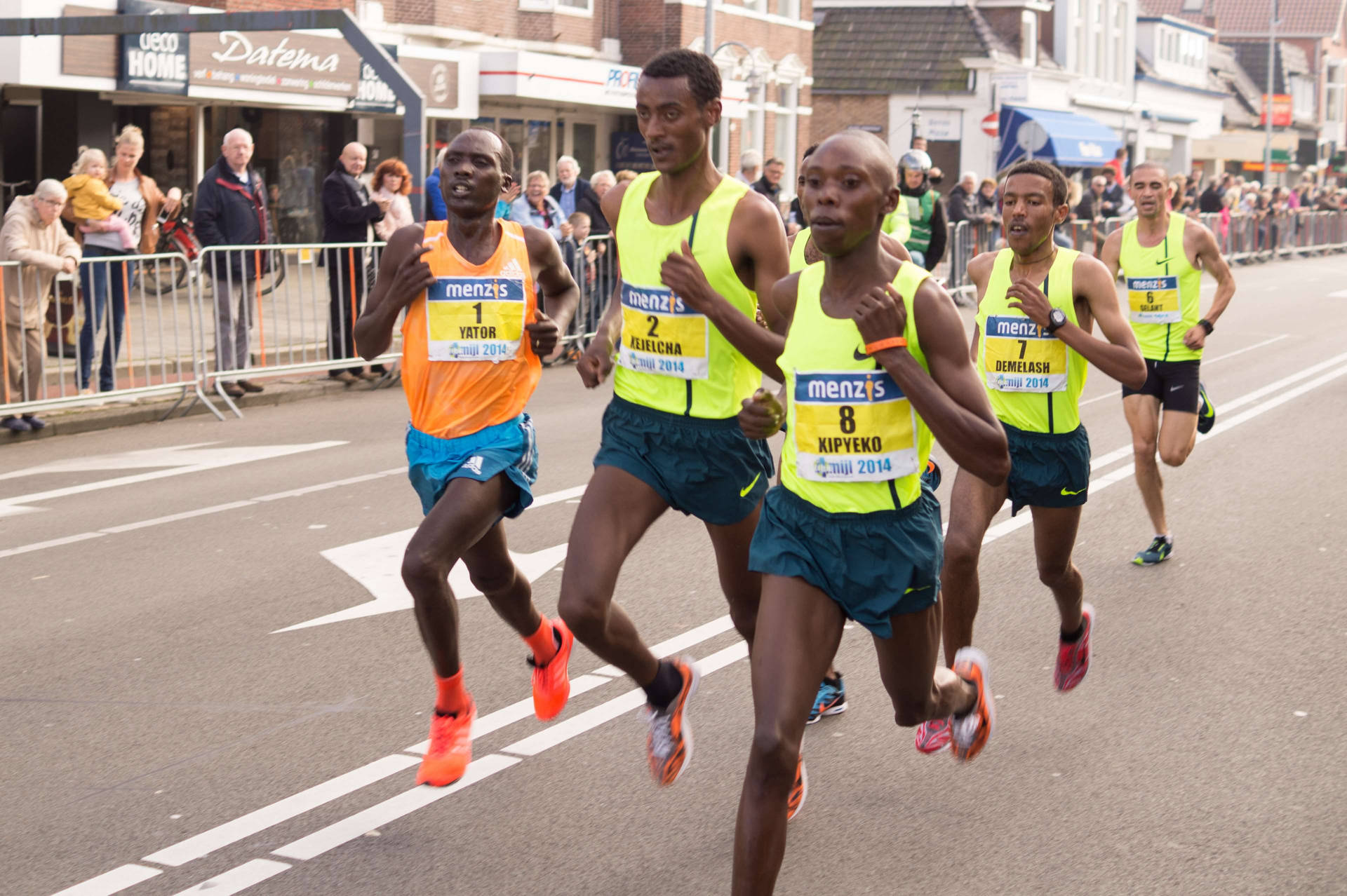 Men On Marathon
