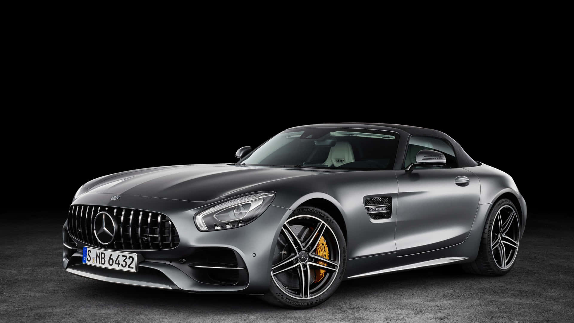 Speed and Style: Explore the Thrill of the Mercedes-AMG GT Wallpaper