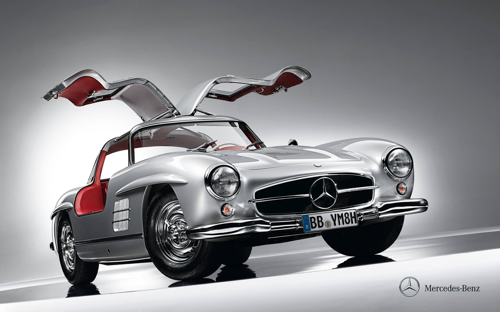 Download Mercedes Benz 4k 300 Wallpaper 