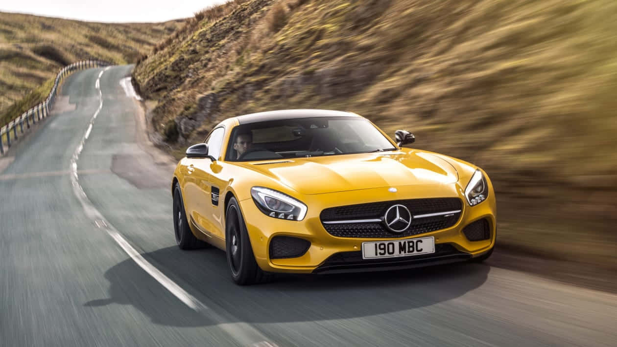 Mercedesbenz Amg Gt: Potencia Y Lujo Desatados Fondo de pantalla