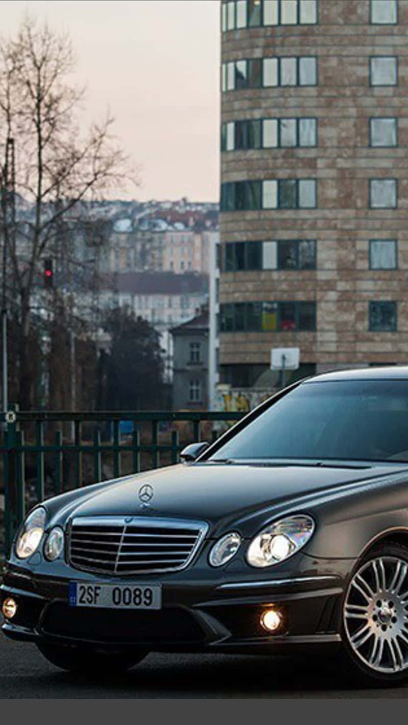 !Oplev luksusen fra Mercedes-Benz CLASE E! Wallpaper